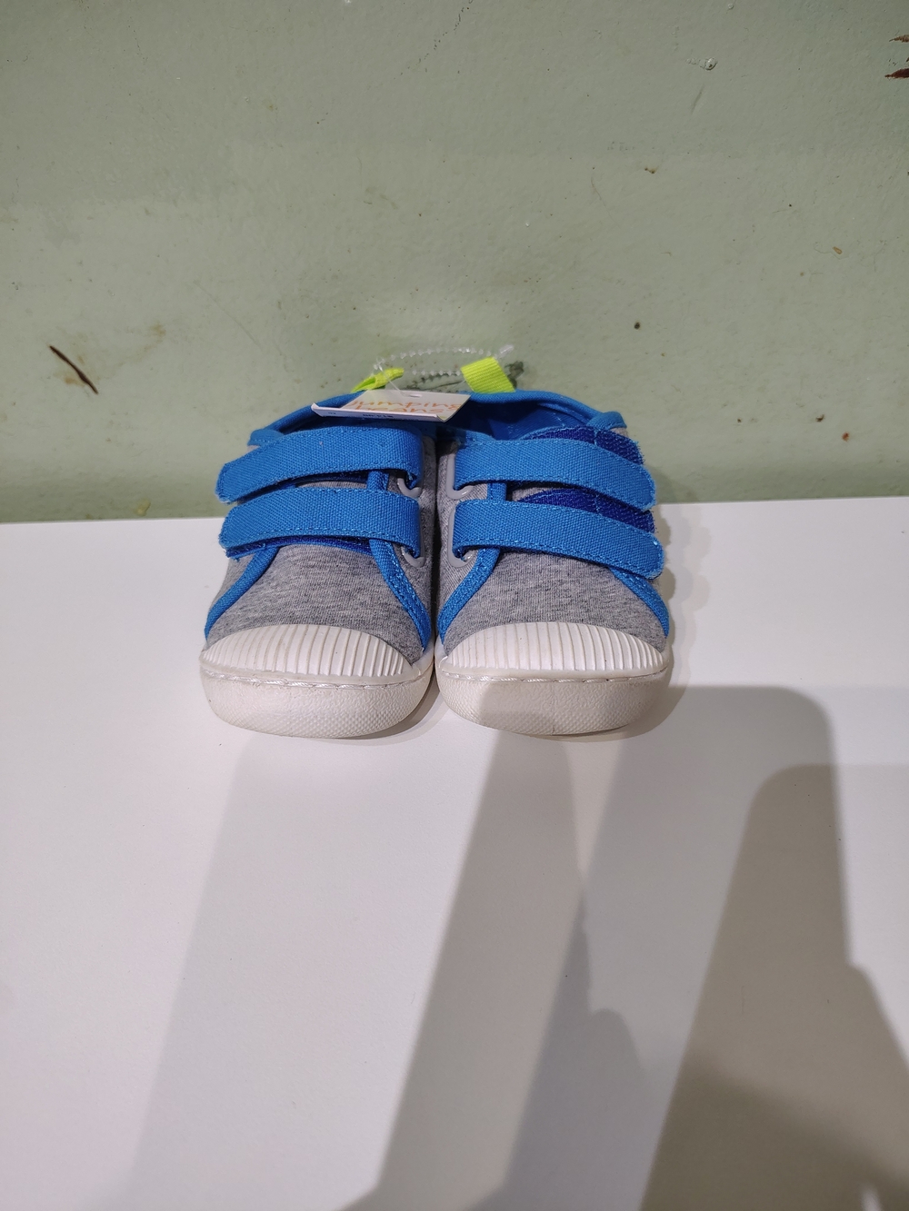 NWT Jumping Beans Toddler Boy Baby Blue and Grey Shoes Sneakers Size 5